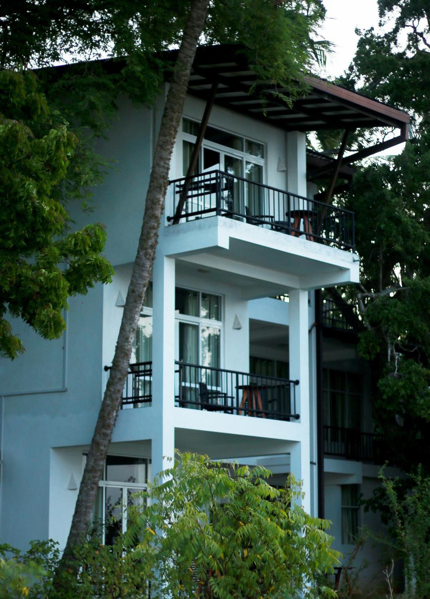 Jade Green Hotel Hambantota Exterior photo