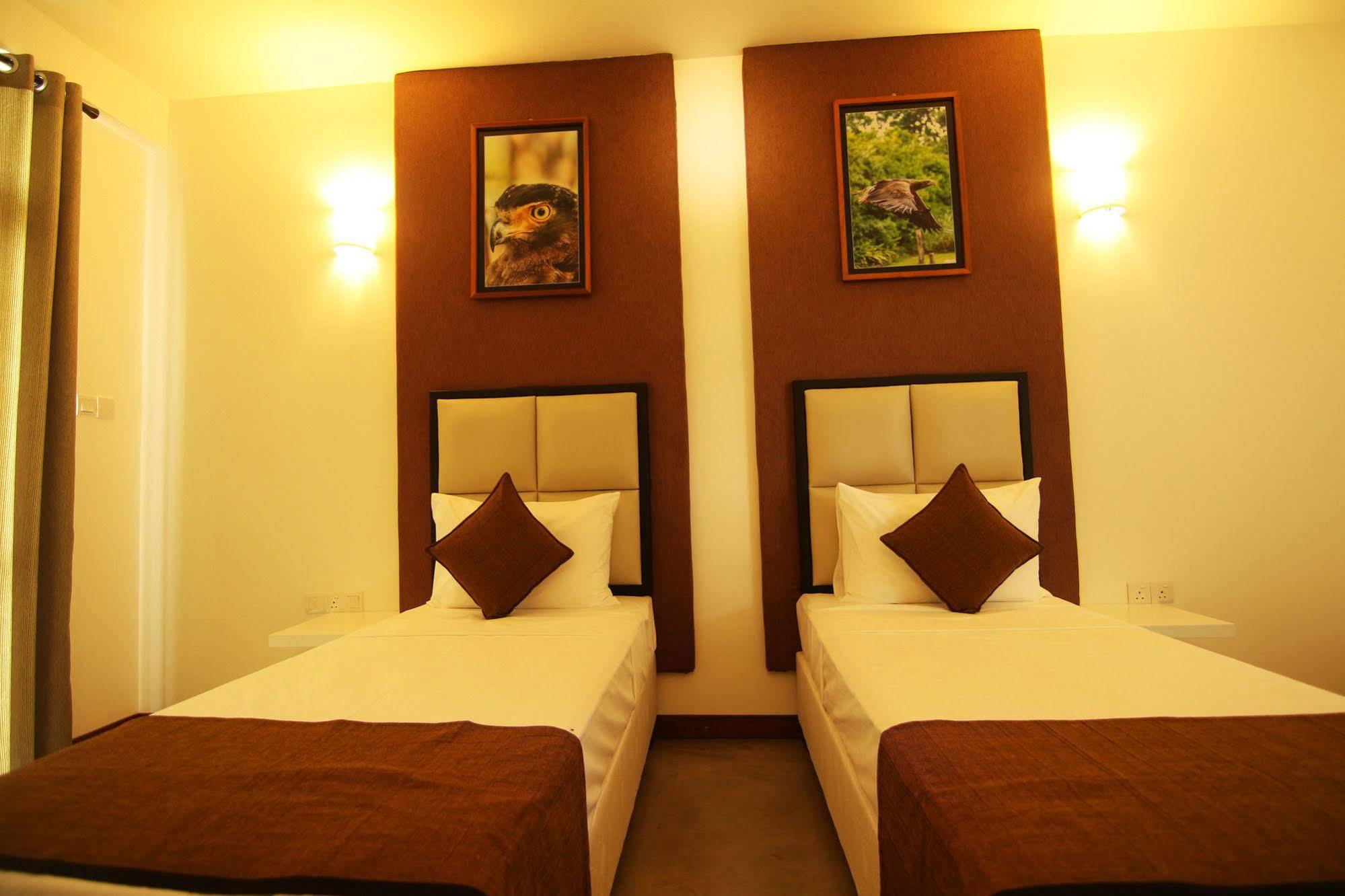 Jade Green Hotel Hambantota Exterior photo