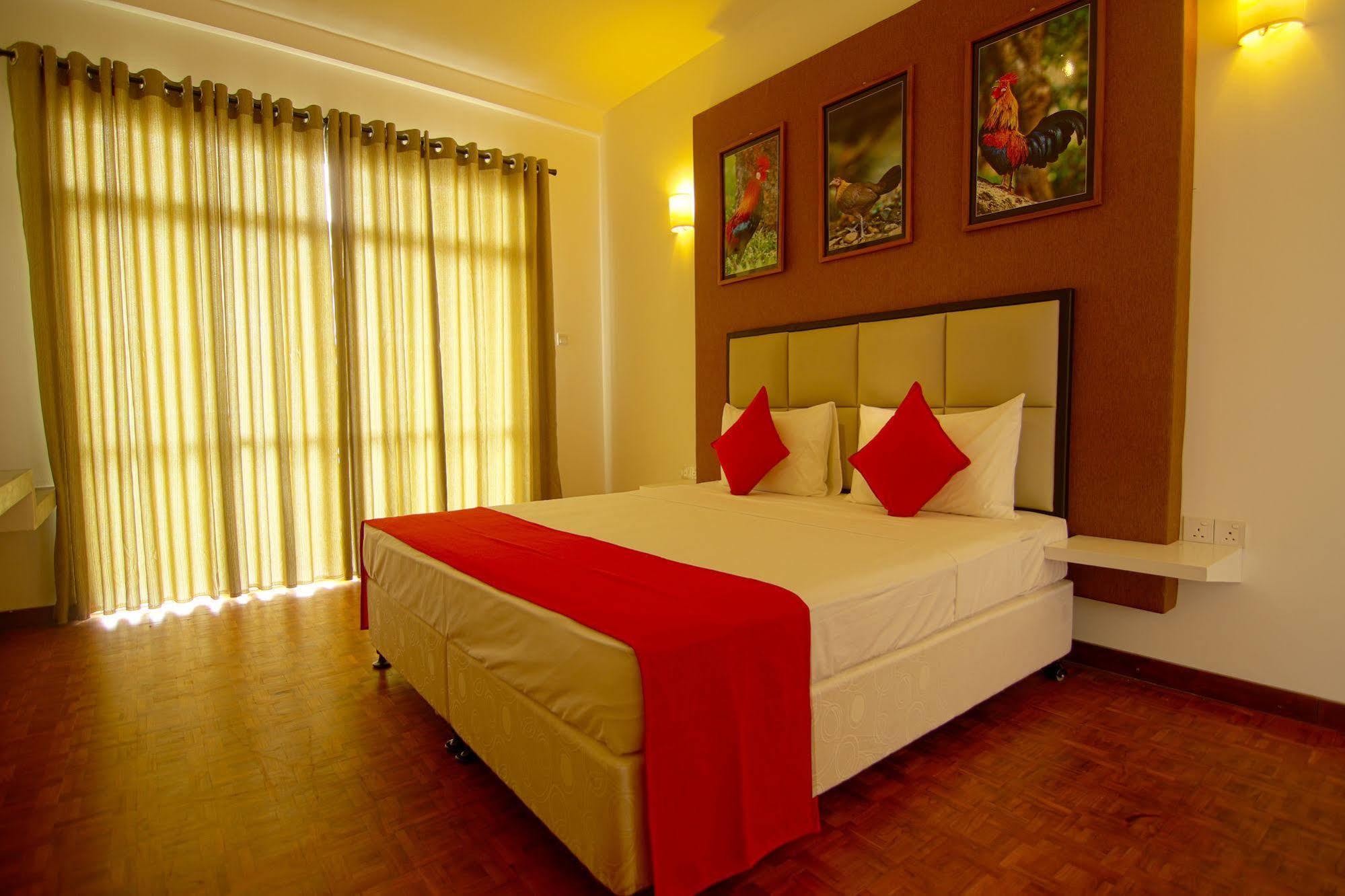 Jade Green Hotel Hambantota Exterior photo
